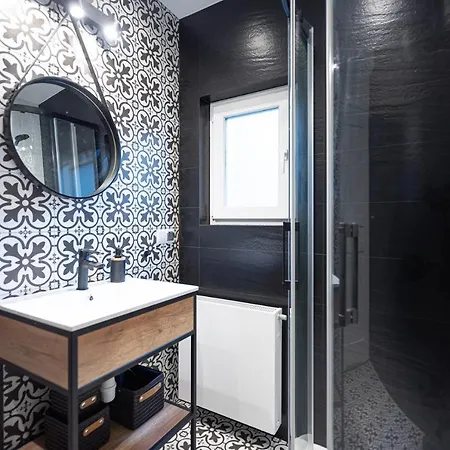 Nad Rzeka, Myweek Apartment Duszniki Zdroj